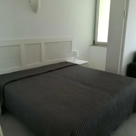 Tres Castelos 1203 Portimao