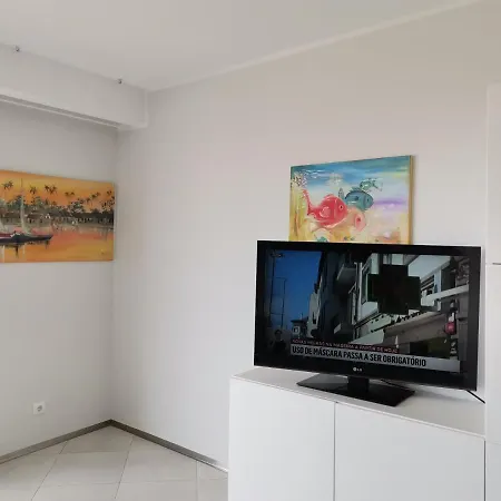 Tres Castelos 1203 Портіман